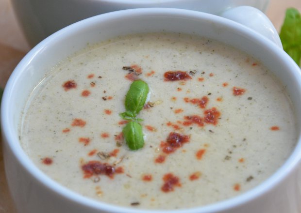 Fotografia przedstawiająca Zupa serowa