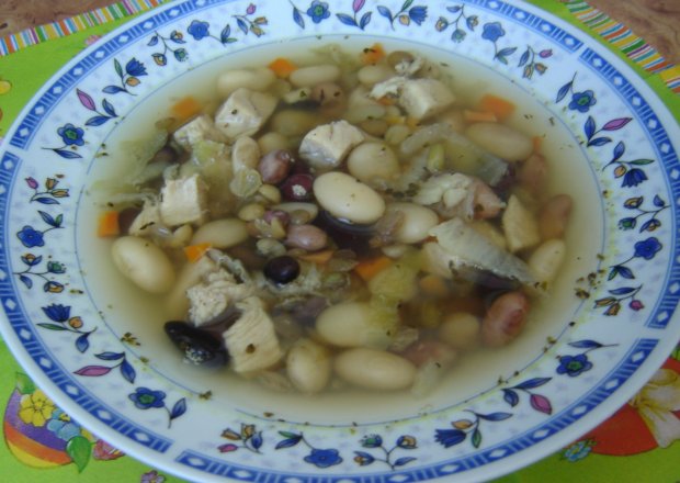 Fotografia przedstawiająca Zupa śródziemnomorska