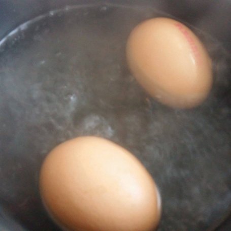 Krok 6 - Zupa szczawiowa z jajkiem i makaronem foto