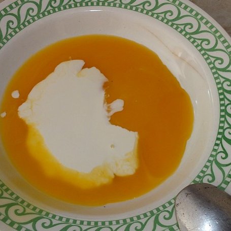 Krok 3 - Zupa szczawiowa z jajkiem foto