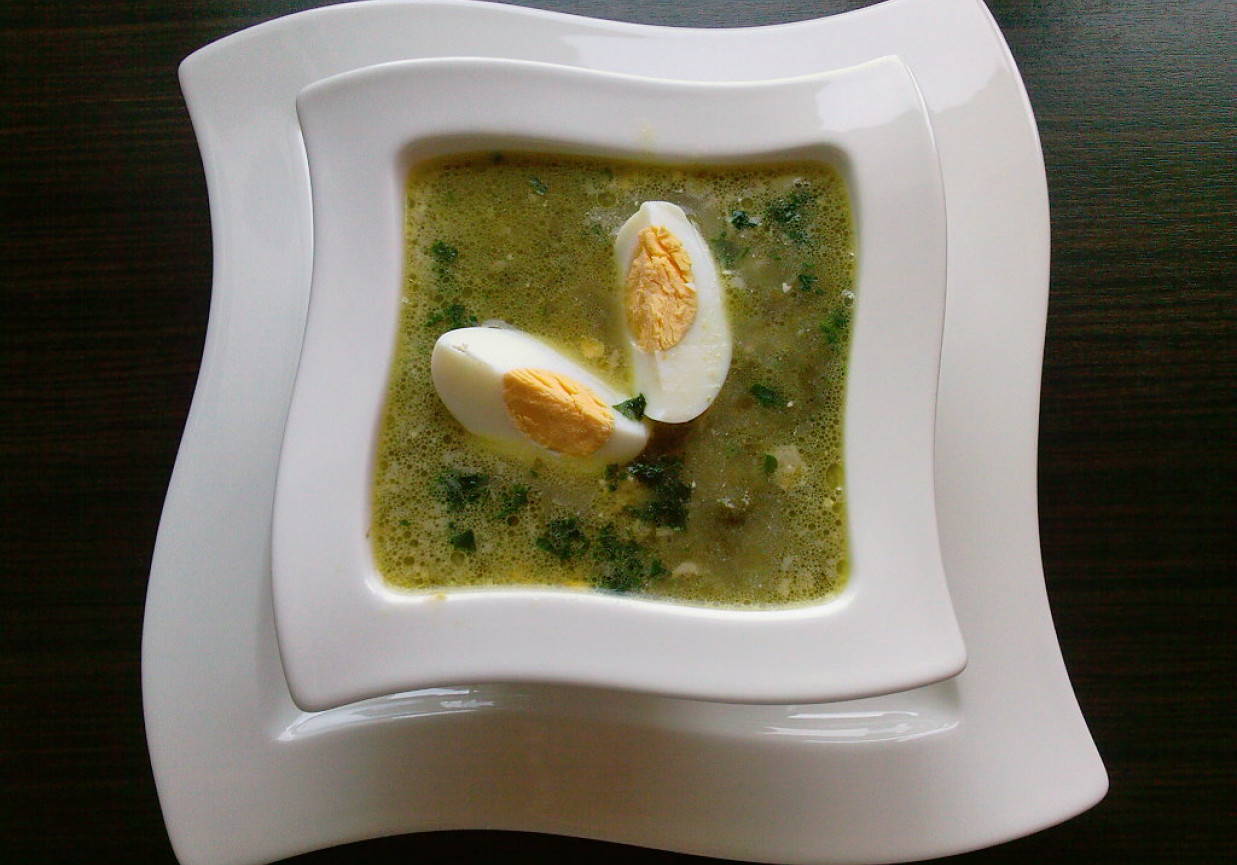 zupa szczawiowa z jajkiem foto