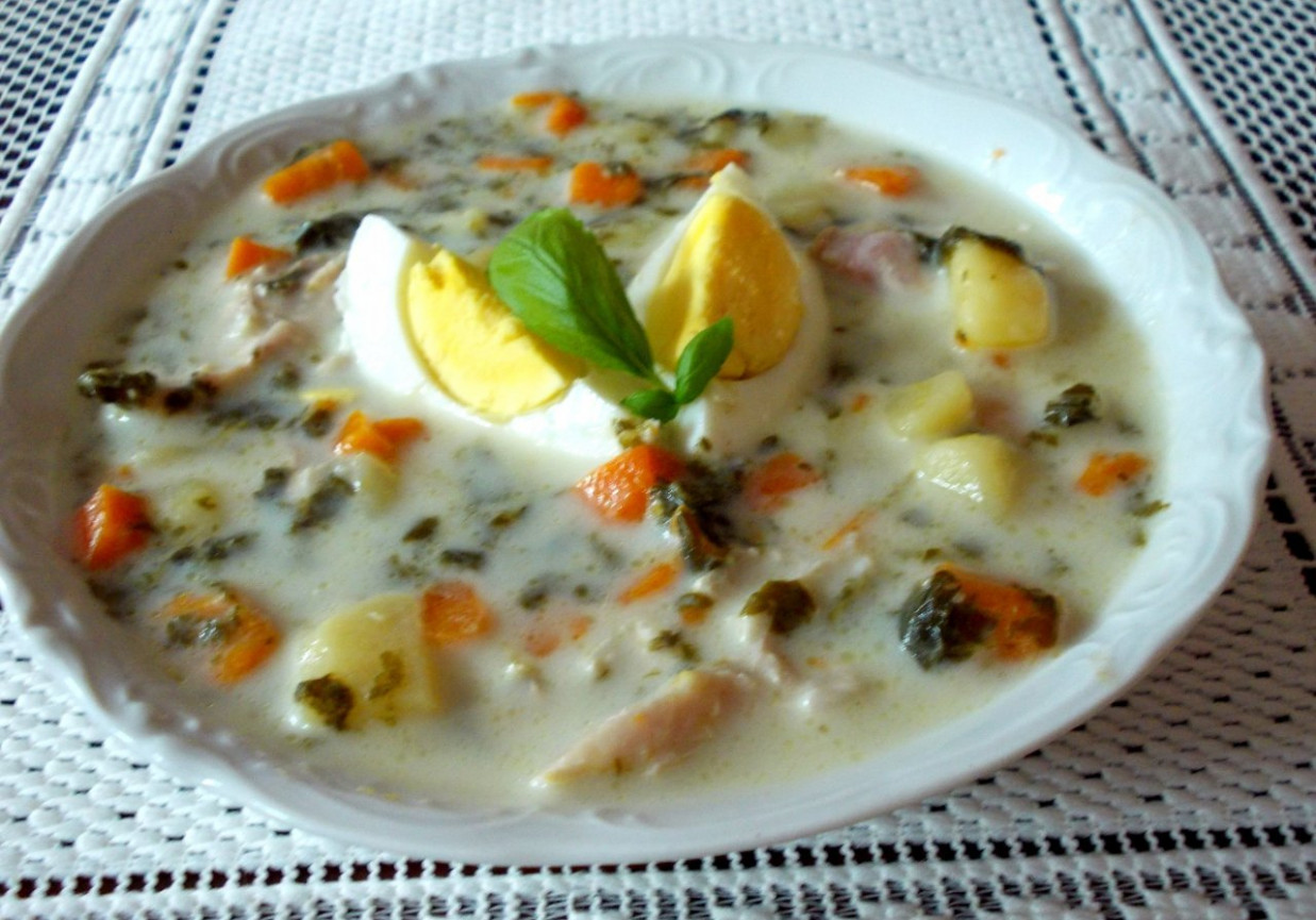 Zupa szczawiowa z ziemniakami i jajkiem foto