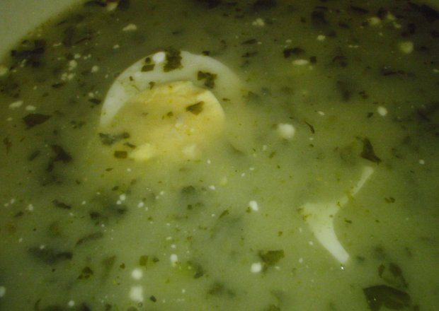 Fotografia przedstawiająca Zupa szczawiowa z ziemniakami