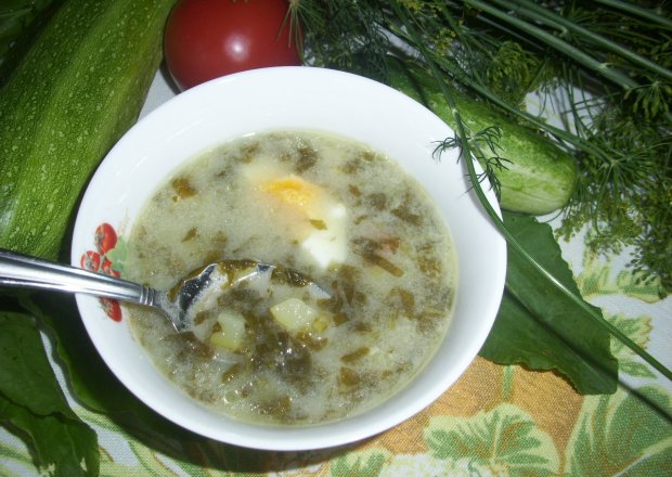 Fotografia przedstawiająca Zupa szczawiowo-cukiniowa