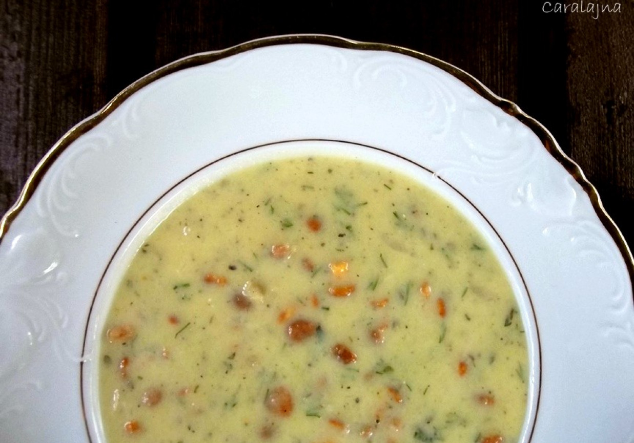 zupa szparagowa z kurkami i koperkiem foto