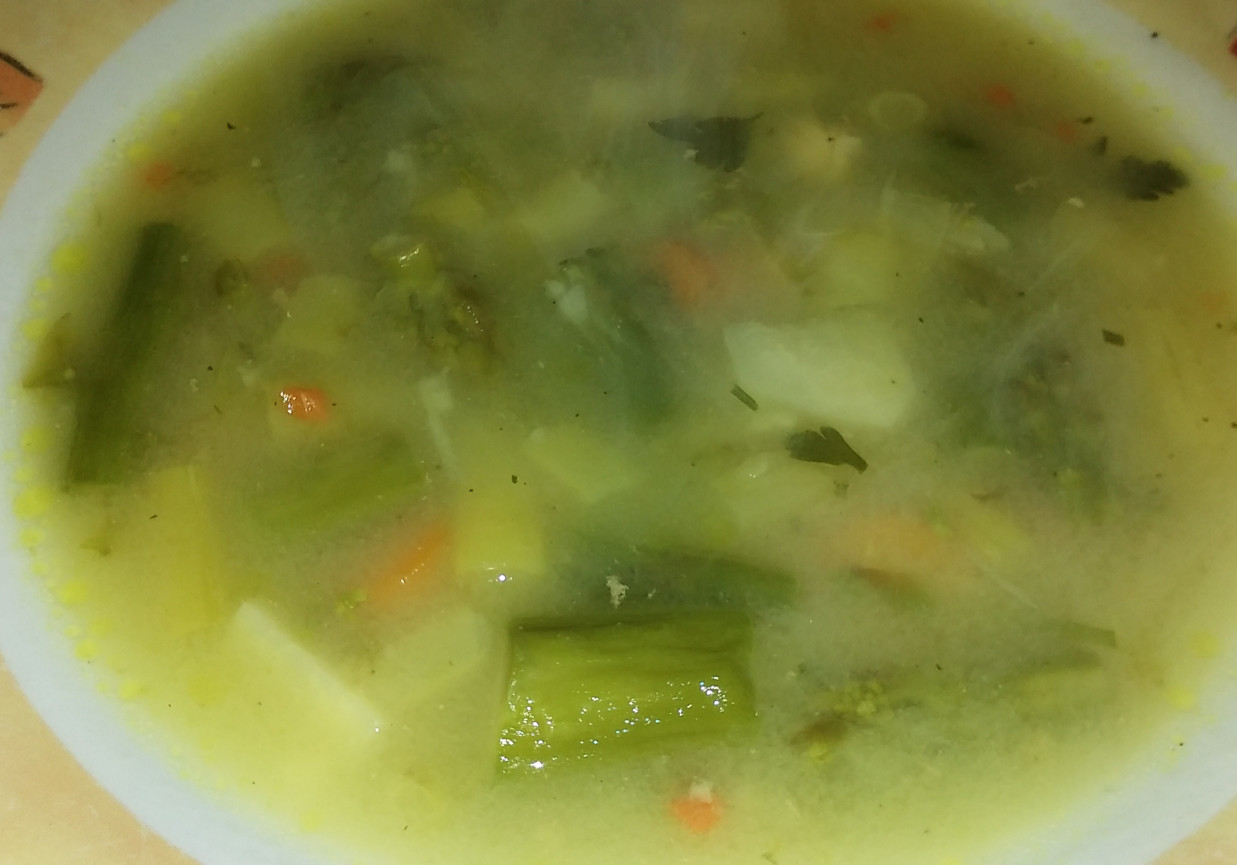 Zupa szparagowo - fasolowa foto