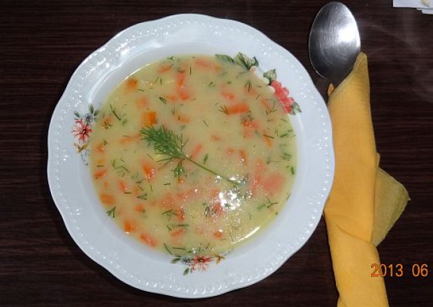 Fotografia przedstawiająca Zupa szparagowo-marchewkowa