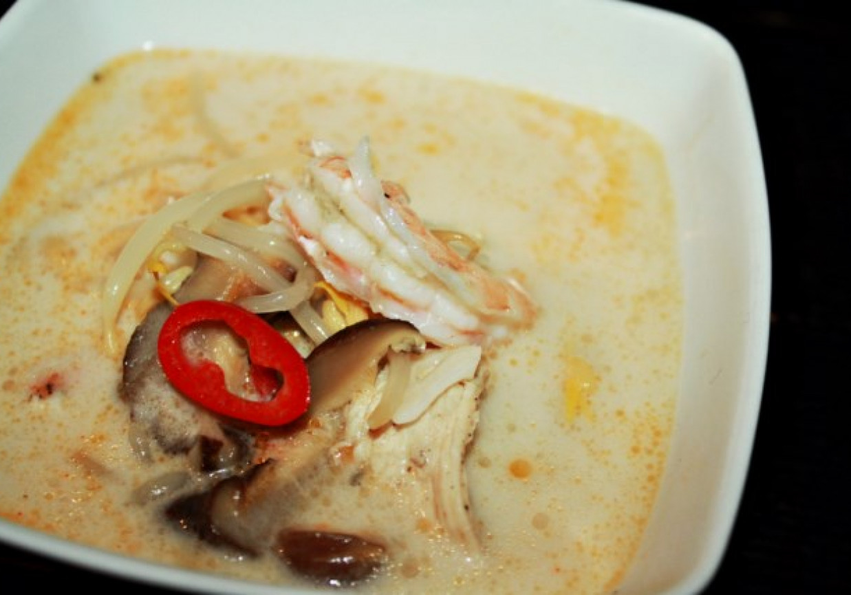 Zupa tajska foto