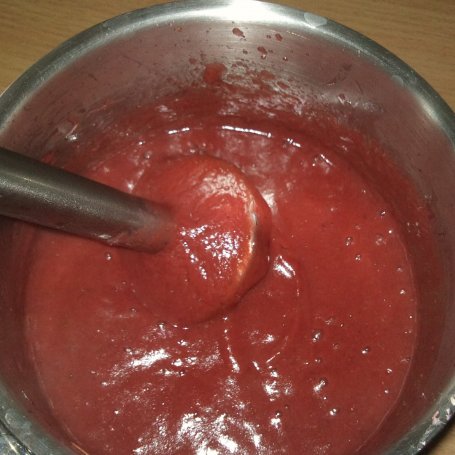 Krok 3 - Zupa truskawkowo-rabarbarowa foto