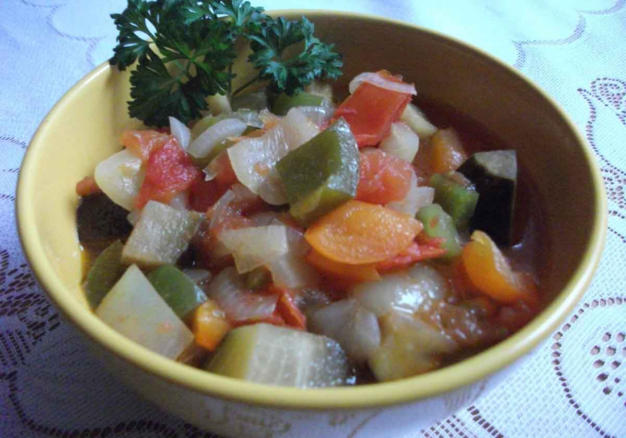 Zupa warzywna - minestrone foto