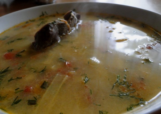 Fotografia przedstawiająca Zupa warzywna na żołądkach drobiowych