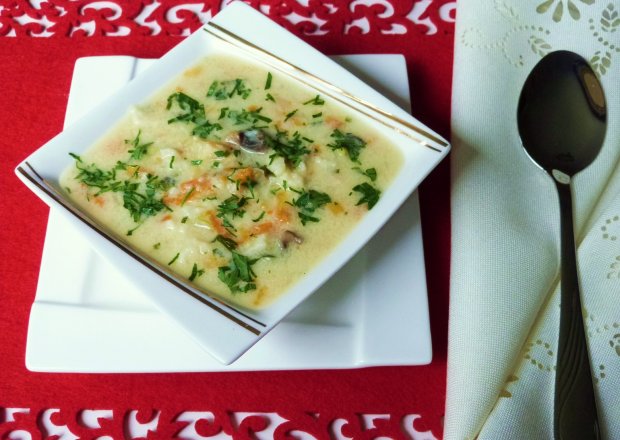 Fotografia przedstawiająca Zupa warzywna z kluseczkami