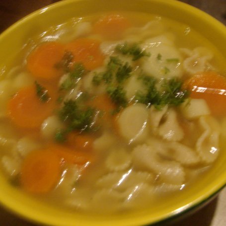 Krok 6 - Zupa warzywna z pełnoziarnistym makaronem foto