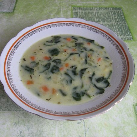Krok 3 - Zupa warzywna ze szpinakiem foto