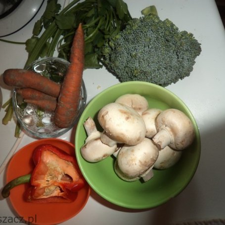 Krok 2 - zupa warzywny mix z kaszą foto