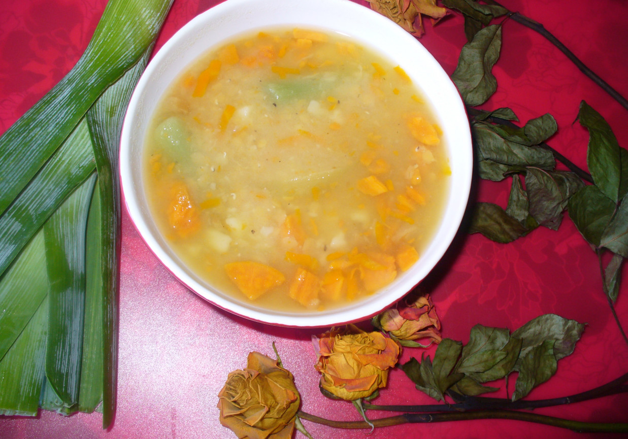 Zupa z batatów i soczwicy foto