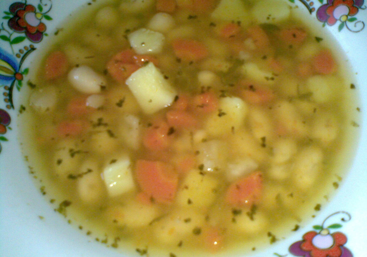 zupa z białej fasoli I foto