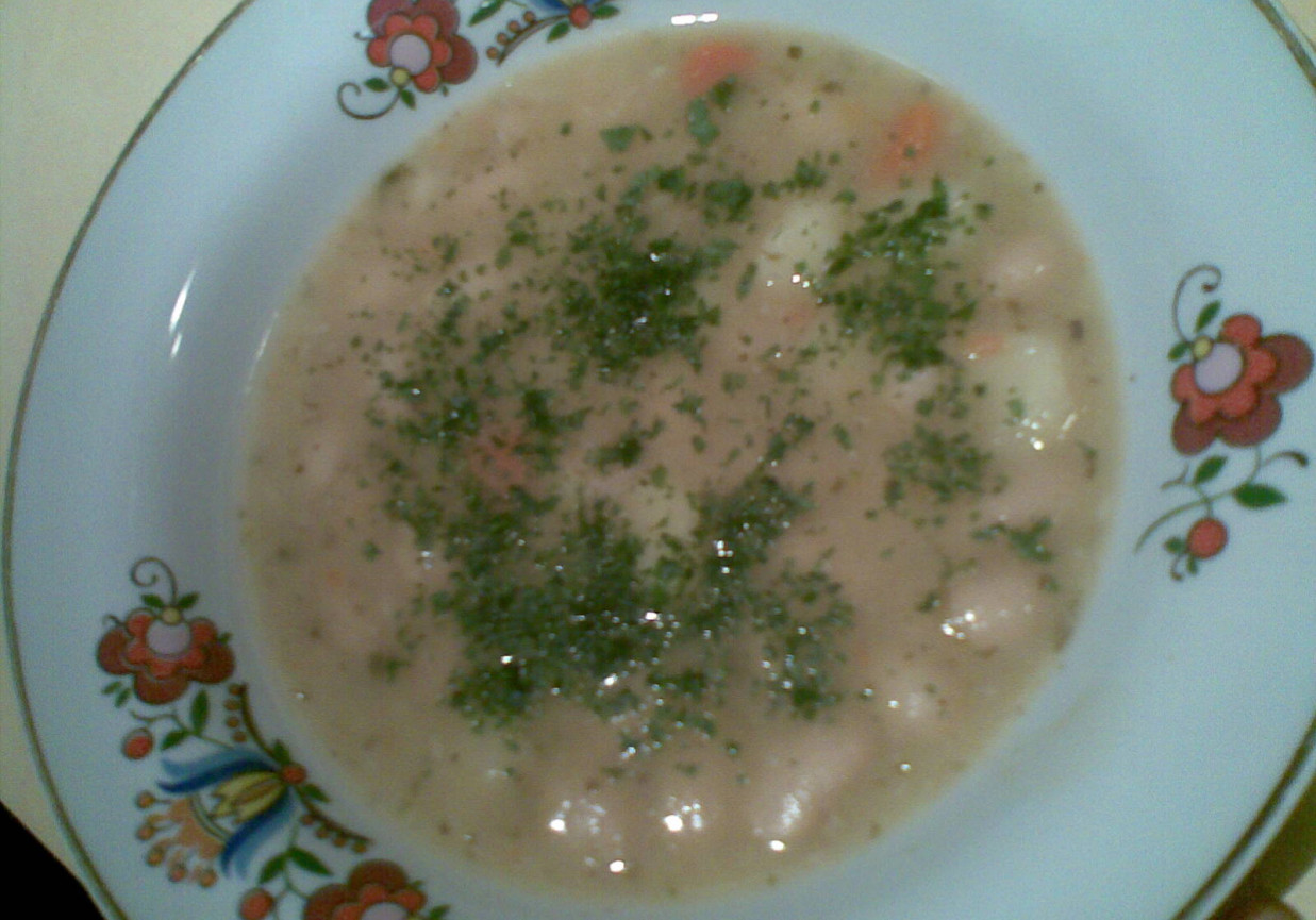 zupa z białej fasoli foto
