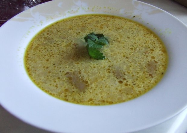 Fotografia przedstawiająca Zupa z boczniaków i kurek