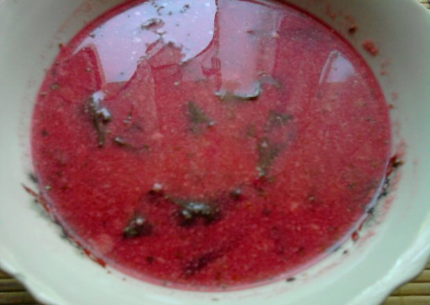 Fotografia przedstawiająca zupa z botwiny