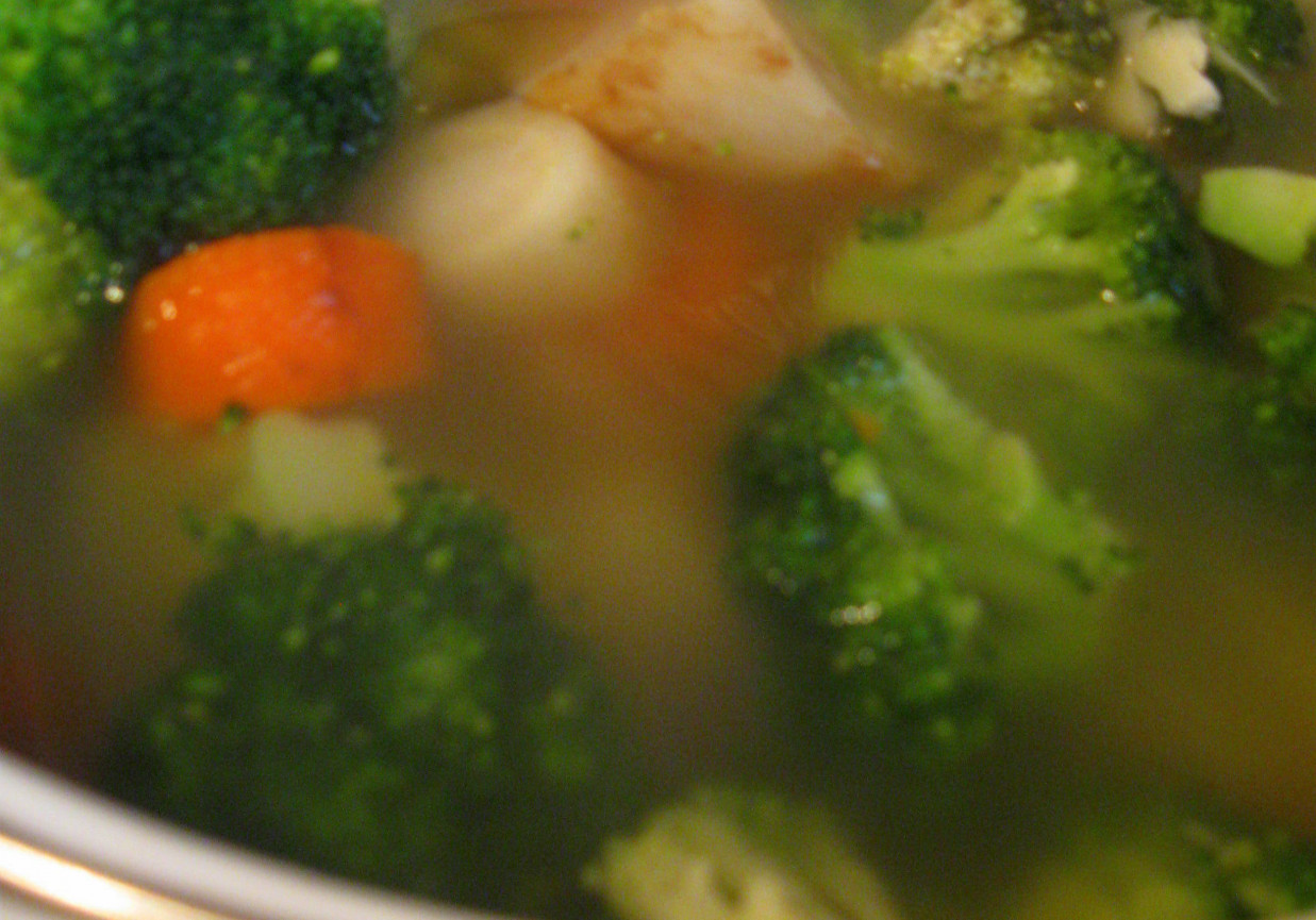 Zupa z brokułami foto