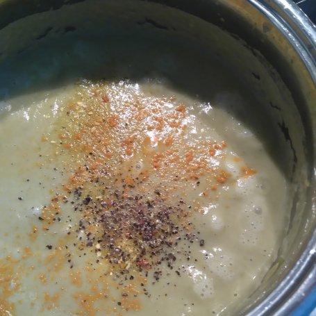 Krok 4 - Zupa z brukselką foto