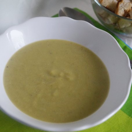 Krok 5 - Zupa z brukselką foto