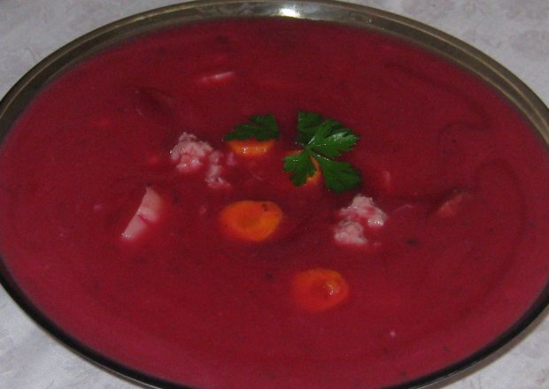 Fotografia przedstawiająca Zupa z buraczkami