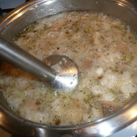 Krok 6 - Zupa z chleba foto