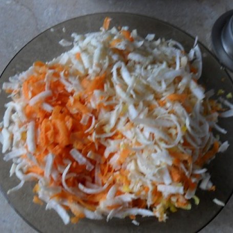 Krok 3 - Zupa z cukinią i pieczarkami foto