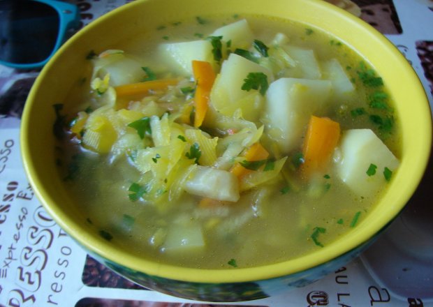 Fotografia przedstawiająca Zupa z cukinii i ziemniaków