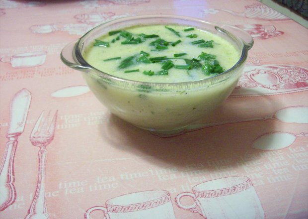 Fotografia przedstawiająca zupa z cukinii