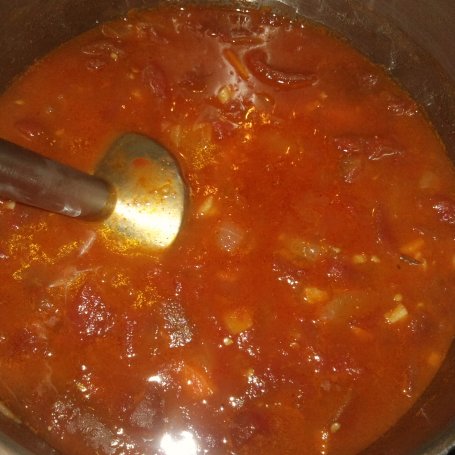 Krok 4 - Zupa z czarnych pomidorów foto