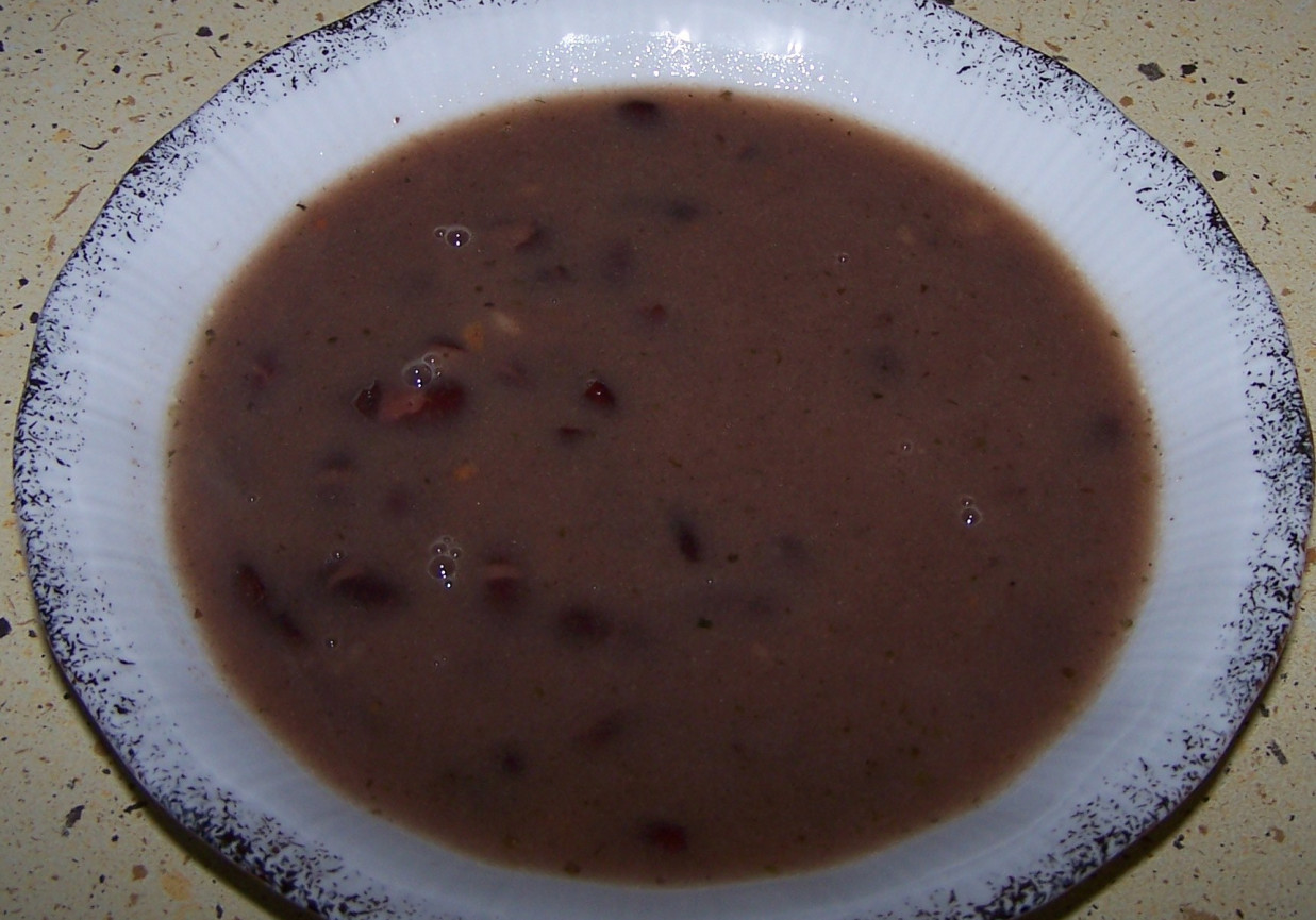 Zupa z czerwonej fasolki foto