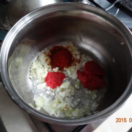 Krok 2 - Zupa z czerwonej soczewicy z limonką foto