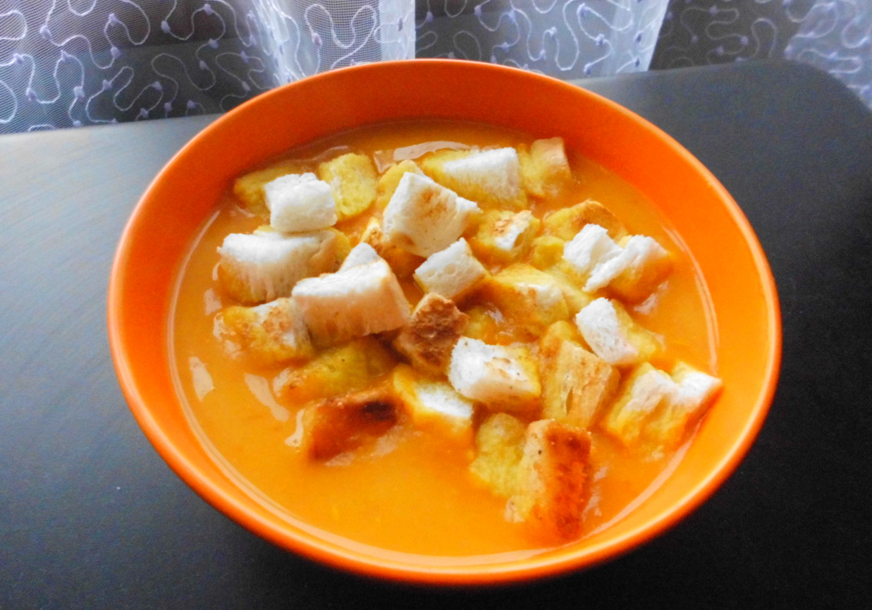 Zupa z dyni Hokkaido foto