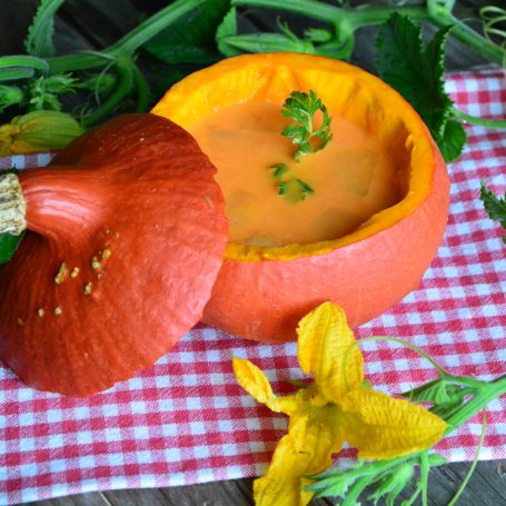Krok 3 - Zupa z dyni i aromatycznym imbirem foto