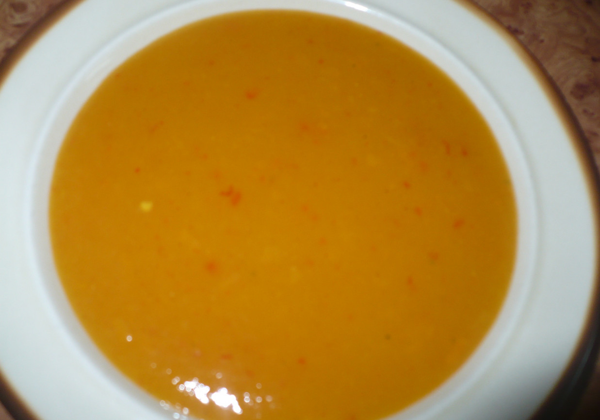 Zupa z dyni i papryki  foto