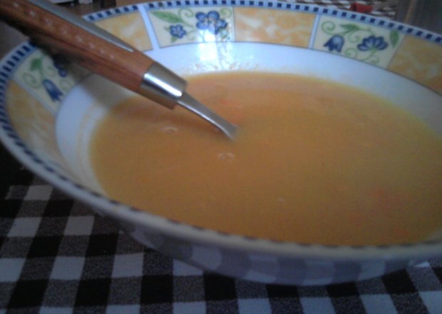 Fotografia przedstawiająca Zupa z dyni mrożonej