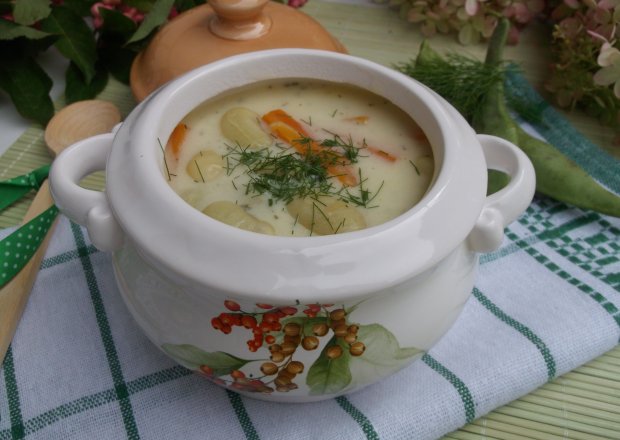 Fotografia przedstawiająca Zupa z fasolą ,,Jaś''