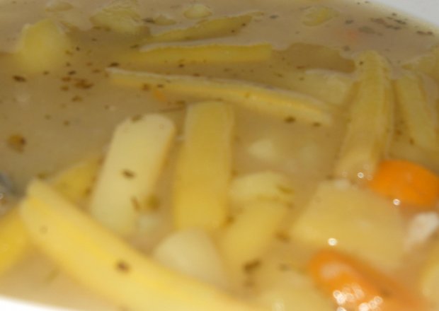 Fotografia przedstawiająca Zupa z fasolki szparagowej babci