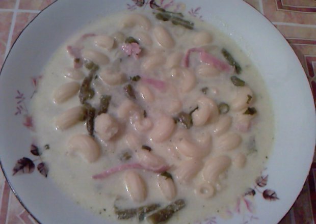 Fotografia przedstawiająca Zupa z fasolki szparagowej po Generalsku