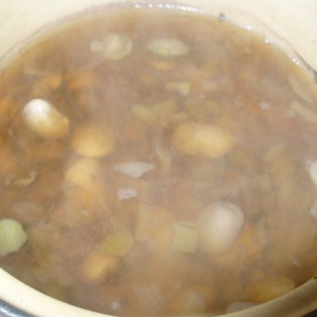 Krok 2 - Zupa z grochem i ziemniakami  foto