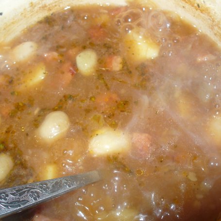 Krok 6 - Zupa z grochem i ziemniakami  foto