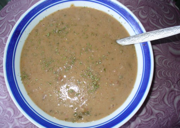 Fotografia przedstawiająca Zupa z grochem  - krem