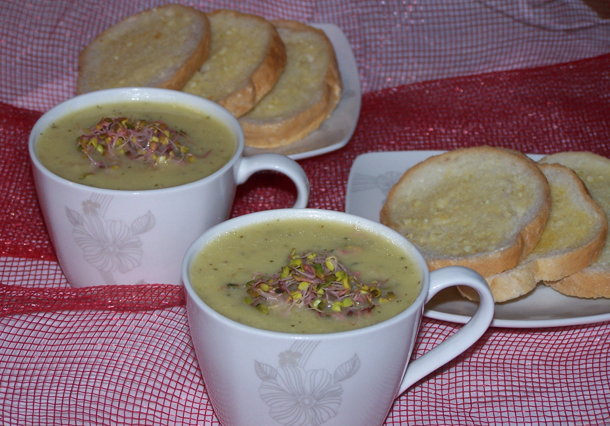 Zupa z indyczym wsadem, czyli krem cukiniowo-selerowy :) foto