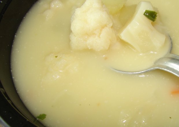 Fotografia przedstawiająca Zupa z kalafiorem