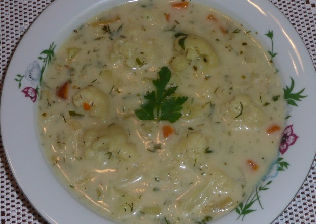 Fotografia przedstawiająca Zupa z kalafiorem