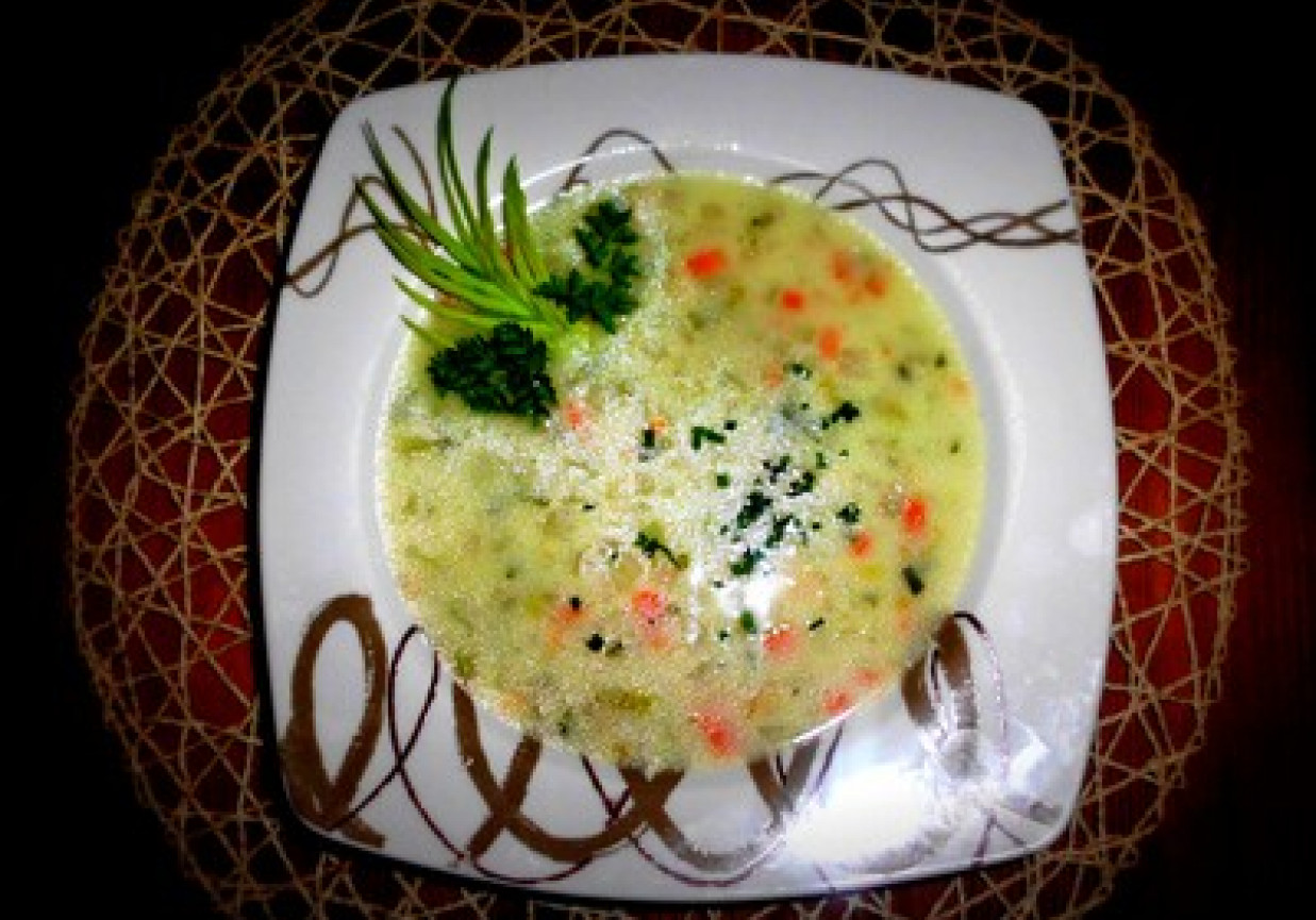 Zupa z kalarepy foto
