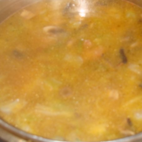 Krok 6 - zupa z kapustą foto